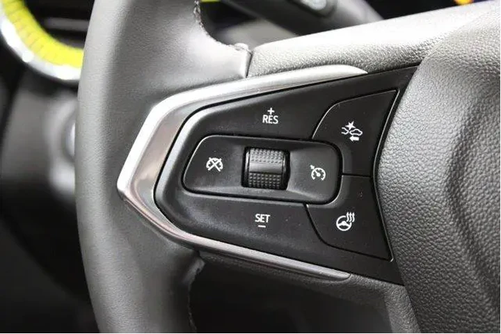 $24982 : Chevrolet Trax 2025 ACTIV 4d image 10