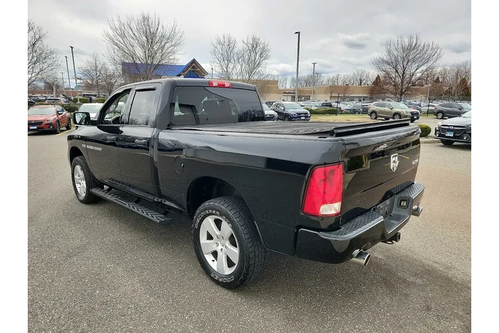 $16727 : Ram 1500 2012 4x4 Express 4d image 4