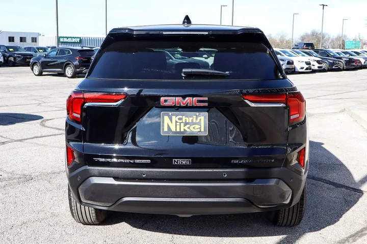 $26988 : 2025 Terrain AWD 4dr Elevation image 5