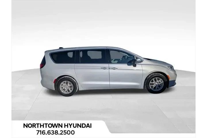 $28554 : Chrysler Pacifica 2024 Touri image 5