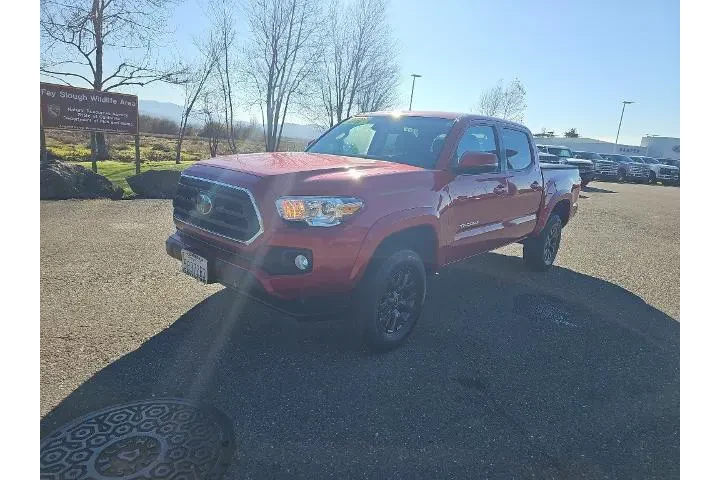 $34995 : Toyota Tacoma 2020 4x4 TRD S image 2