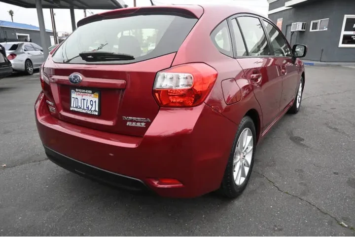 $12998 : 2013 Impreza 2.0i Premium image 9