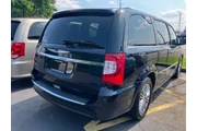 $8500 : 2014 Town and Country Touring thumbnail