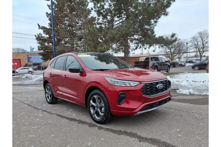 $25980 : Ford Escape 2023 AWD ST-Line image 3