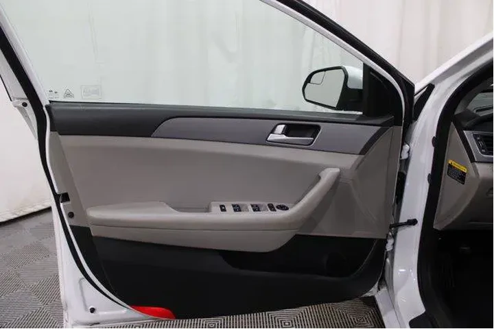 $9982 : Hyundai SONATA 2015 SE 4dr S image 6