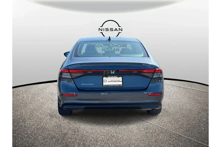 $24985 : Honda Accord 2024 EX 4dr Sed image 7