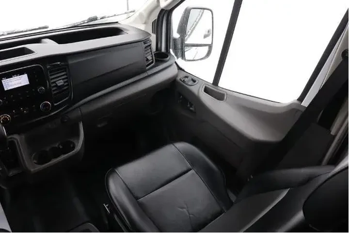 $37950 : Ford Transit 2024 250 3dr LW image 10