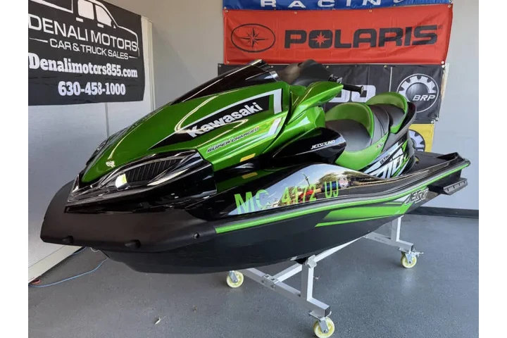 $12991 : 2018 Kawasaki ULTRA310LX image 6
