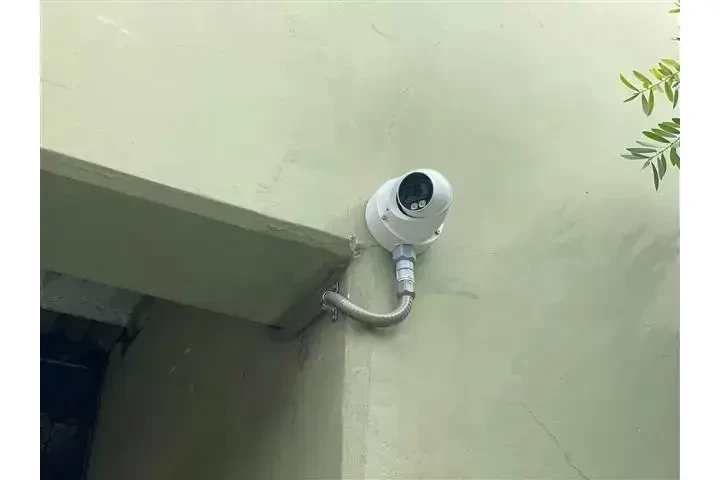 PROMOCION CAMARAS  SEGURIDAD image 5