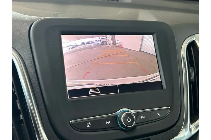 $13789 : Chevrolet Equinox 2022 LS 4d image 8