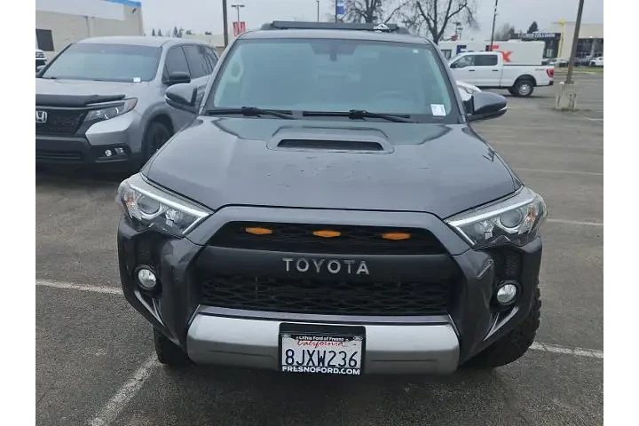 $36000 : Toyota 4Runner 2019 4x4 SR5 image 4
