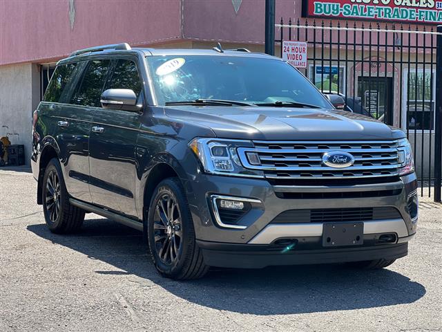 $27999 : 2019 Expedition image 4