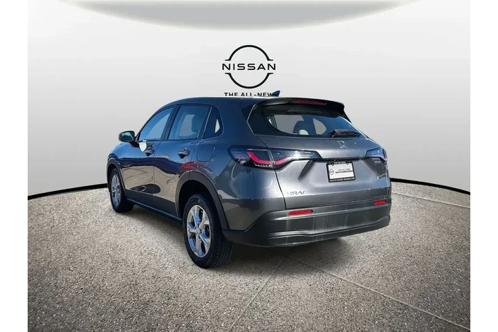 $20595 : Honda HR-V 2023 LX 4dr Cross image 6