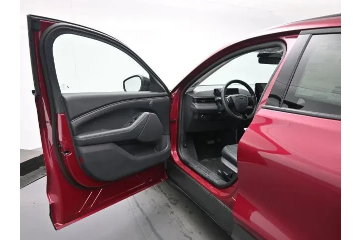 $34596 : Ford Mustang Mach-E 2025 Sel image 9