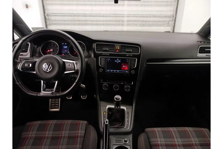 $17998 : Volkswagen Golf GTI 2017 S 4 image 9