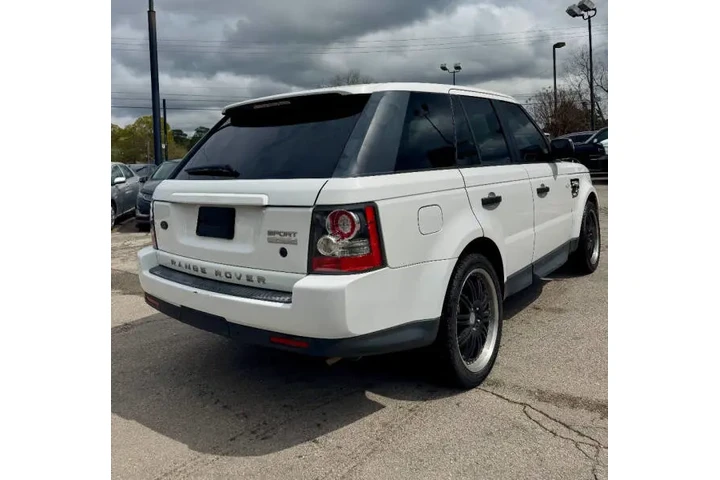 $6900 : 2011 Land Rover Range Rover S image 7