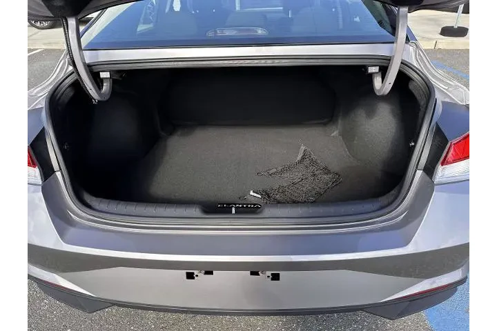 $16999 : Hyundai ELANTRA 2023 SE 4dr image 8