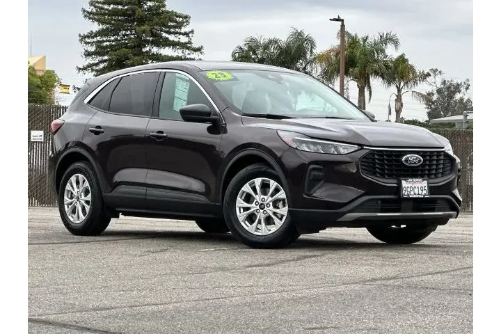 $21990 : Ford Escape 2023 Active 4dr image 1