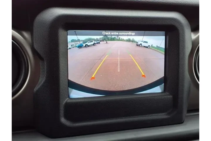 $25935 : Jeep Wrangler Unlimited 2020 image 10