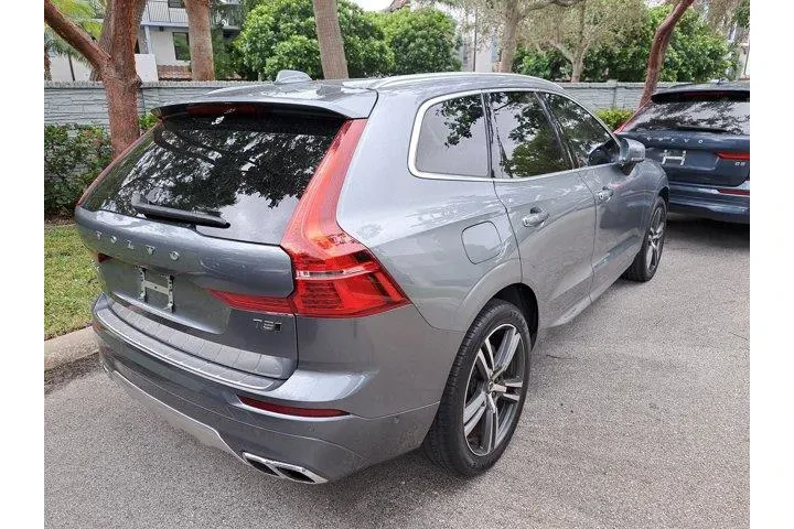 $18995 : Volvo XC60 2018 AWD T5 Momen image 4