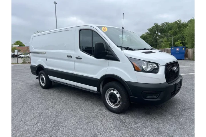 $17500 : 2021 Transit 250 image 5