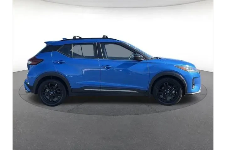 $17788 : Nissan Kicks 2022 SR 4dr Cro image 6