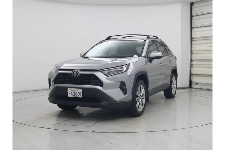 $20998 : Toyota RAV4 2021 XLE Premium image 4