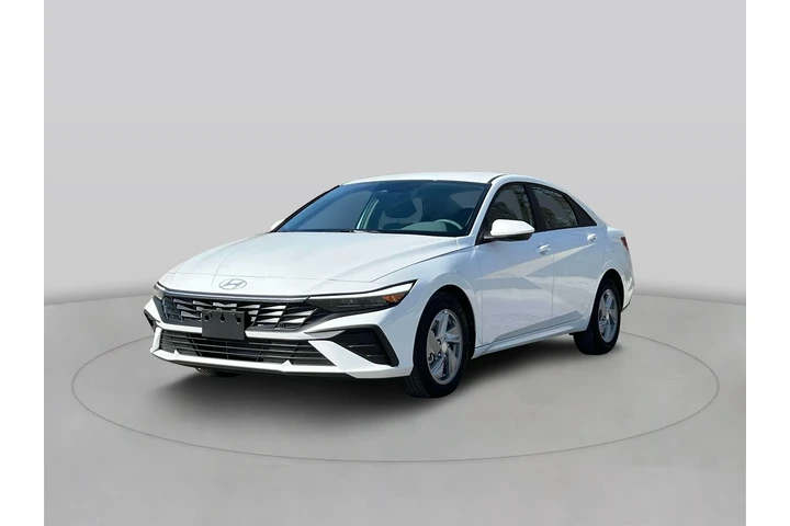$15920 : Hyundai ELANTRA 2025 SE 4dr image 1