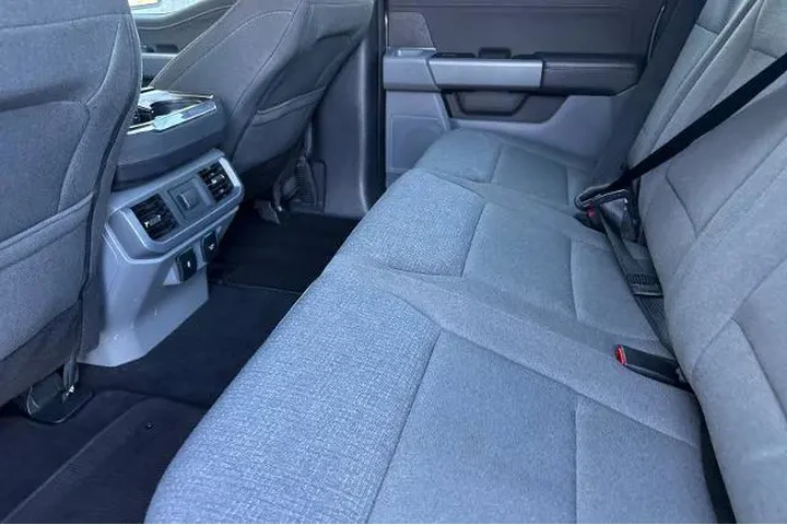 $39990 : Ford F-150 2025 4x4 XLT 4dr image 6