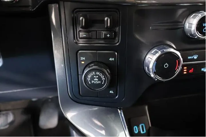 $39572 : Ford F-150 2023 4x4 XL 4dr S image 9
