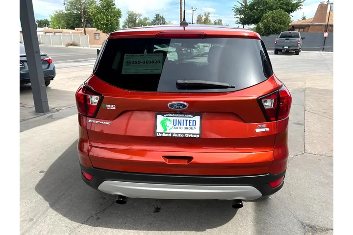 2019 Escape SE 4WD image 6
