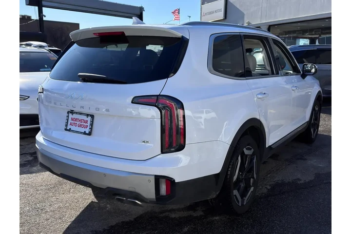 $32695 : Kia Telluride 2024 AWD EX 4d image 4