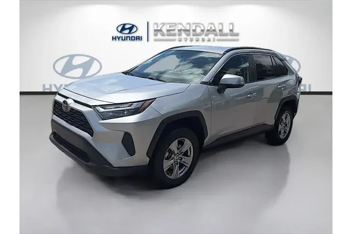 $24638 : Toyota RAV4 2024 XLE 4dr SUV image 8