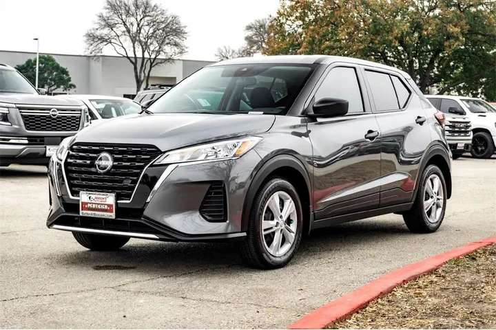 $20599 : Nissan Kicks Play 2025 S 4dr image 9