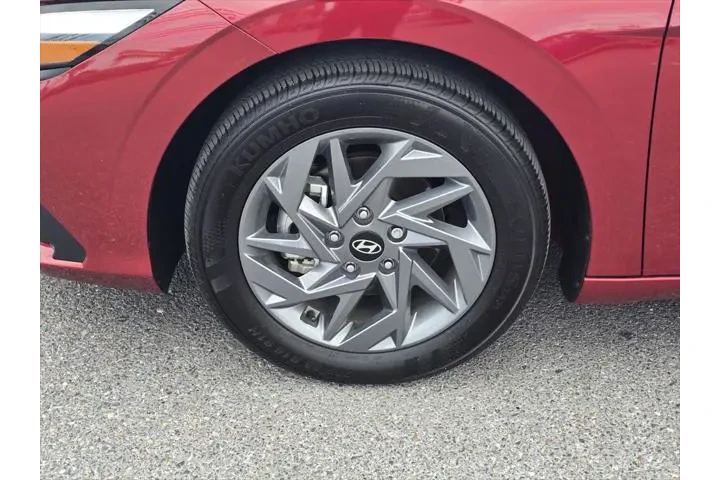 $23499 : Hyundai ELANTRA Hybrid 2024 image 9