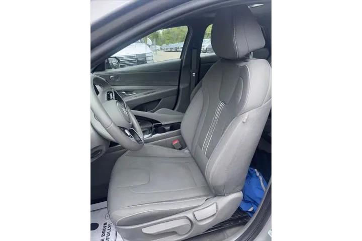 $20333 : Hyundai ELANTRA 2024 SEL 4dr image 6
