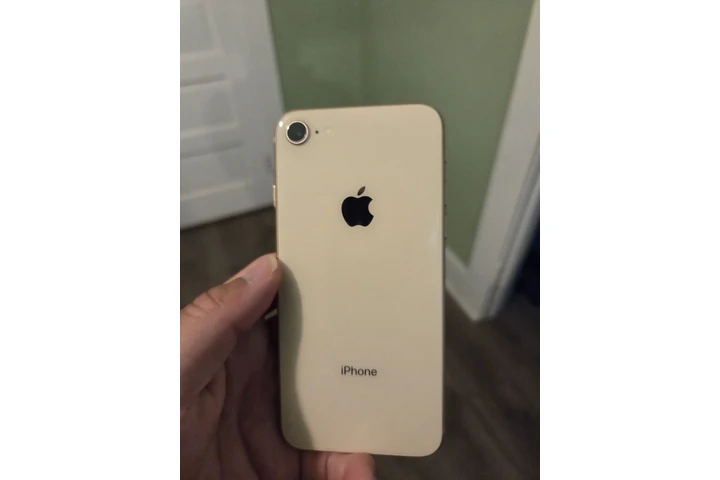 Apple iPhone 8 i iPhone 5 image 5