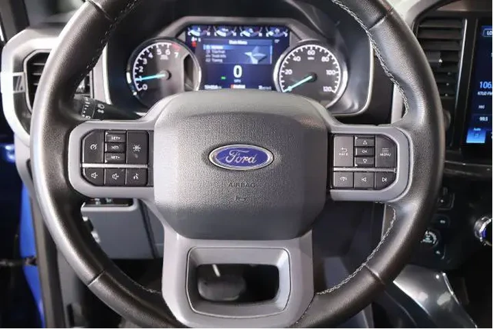 $39572 : Ford F-150 2023 4x4 XL 4dr S image 3