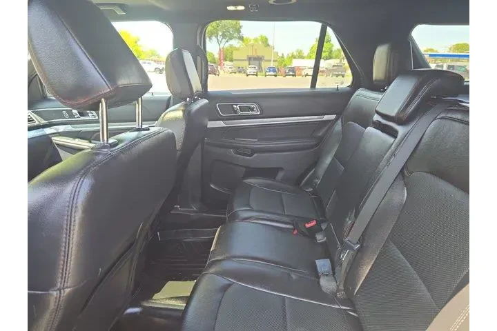 $21995 : Ford Explorer 2018 AWD Sport image 8
