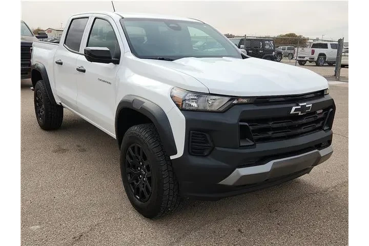 $33995 : Chevrolet Colorado 2023 4x4 image 6