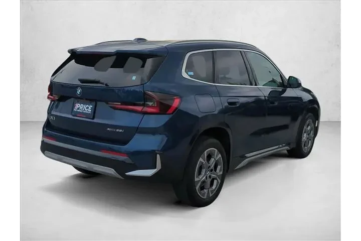 $29276 : BMW X1 2023 AWD xDrive28i 4d image 5
