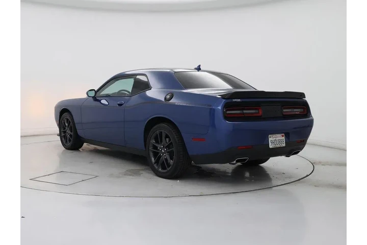 $31998 : Dodge Challenger 2022 AWD GT image 2