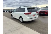 $25499 : Toyota Sienna 2017 AWD XLE 7 thumbnail