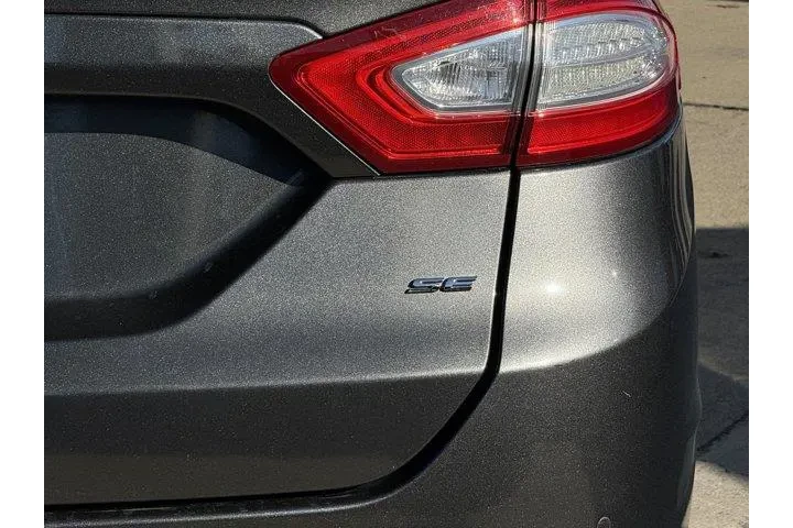 $11987 : Ford Fusion Energi 2015 SE L image 8