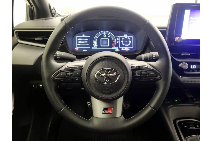 $39998 : Toyota GR Corolla 2025 AWD P image 2