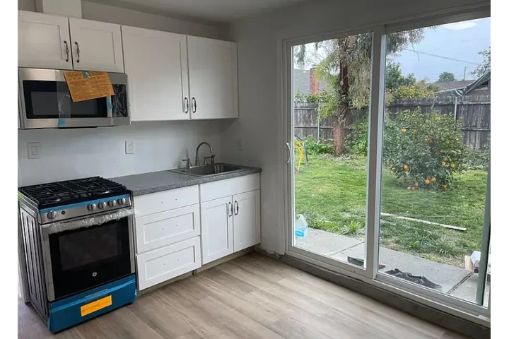$920 : Brand new 1 Bedroom and 1 Bath image 1