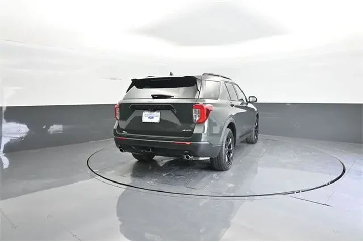 $36363 : Ford Explorer 2023 AWD ST-Li image 7