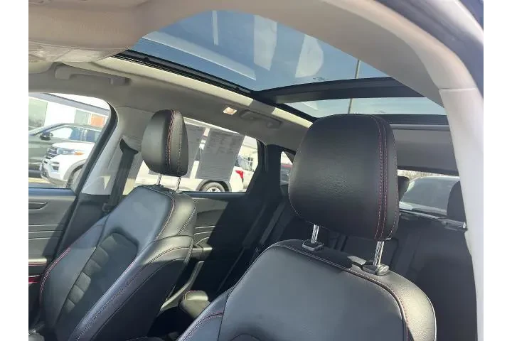 $29988 : Ford Escape 2022 AWD SEL 4dr image 6