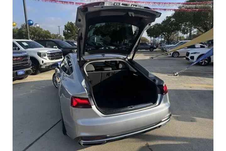 $29983 : Audi A5 Sportback 2022 AWD q image 9