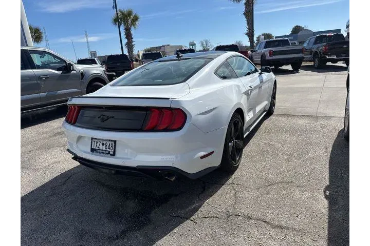 $23803 : Ford Mustang 2022 EcoBoost 2 image 3